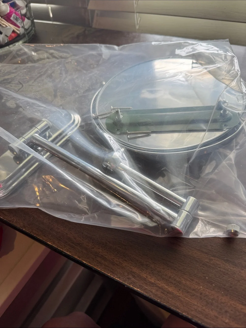 Expandable Magnifying Wall Mount Mirror